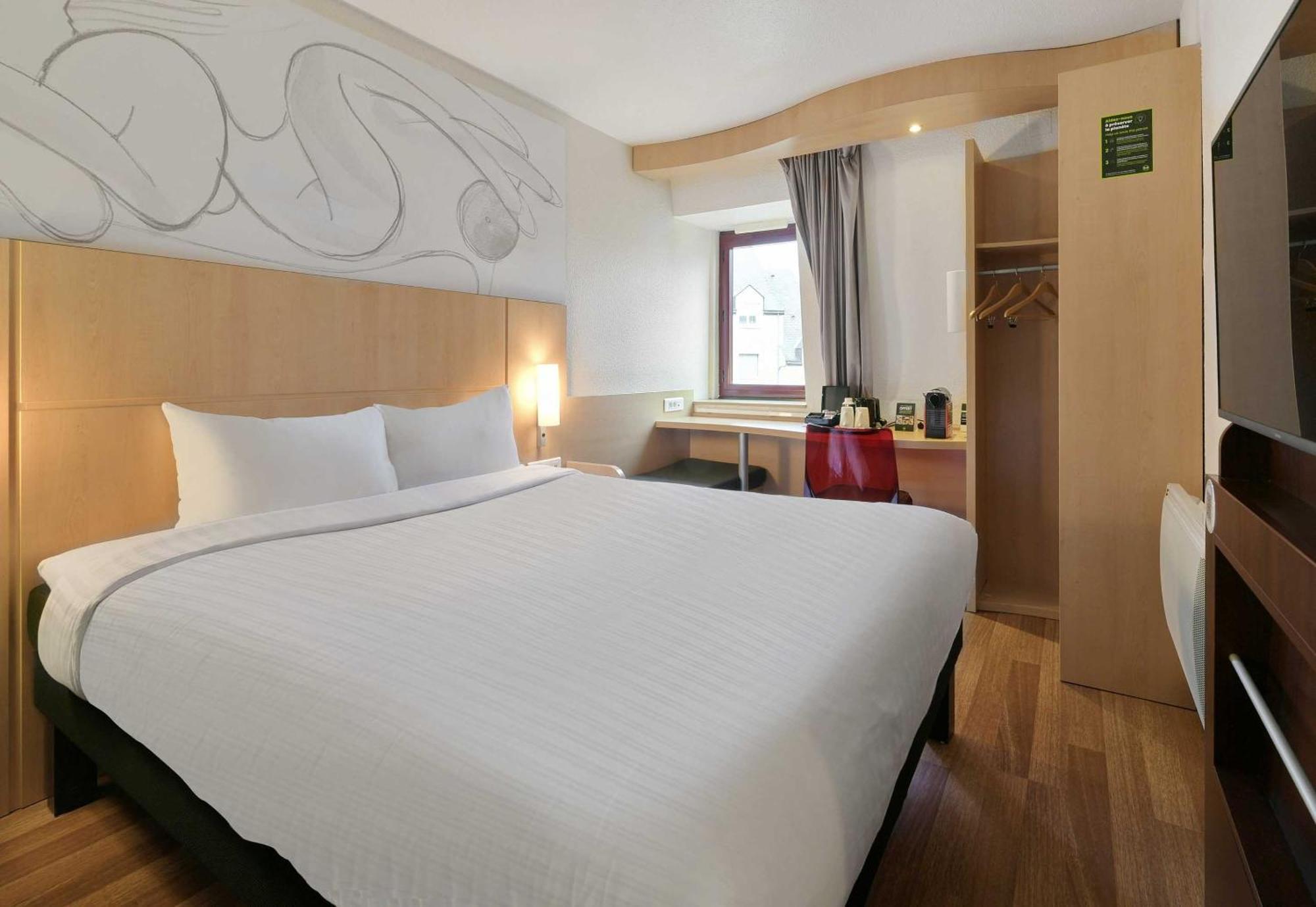 Double Room,1658086034:JPEG